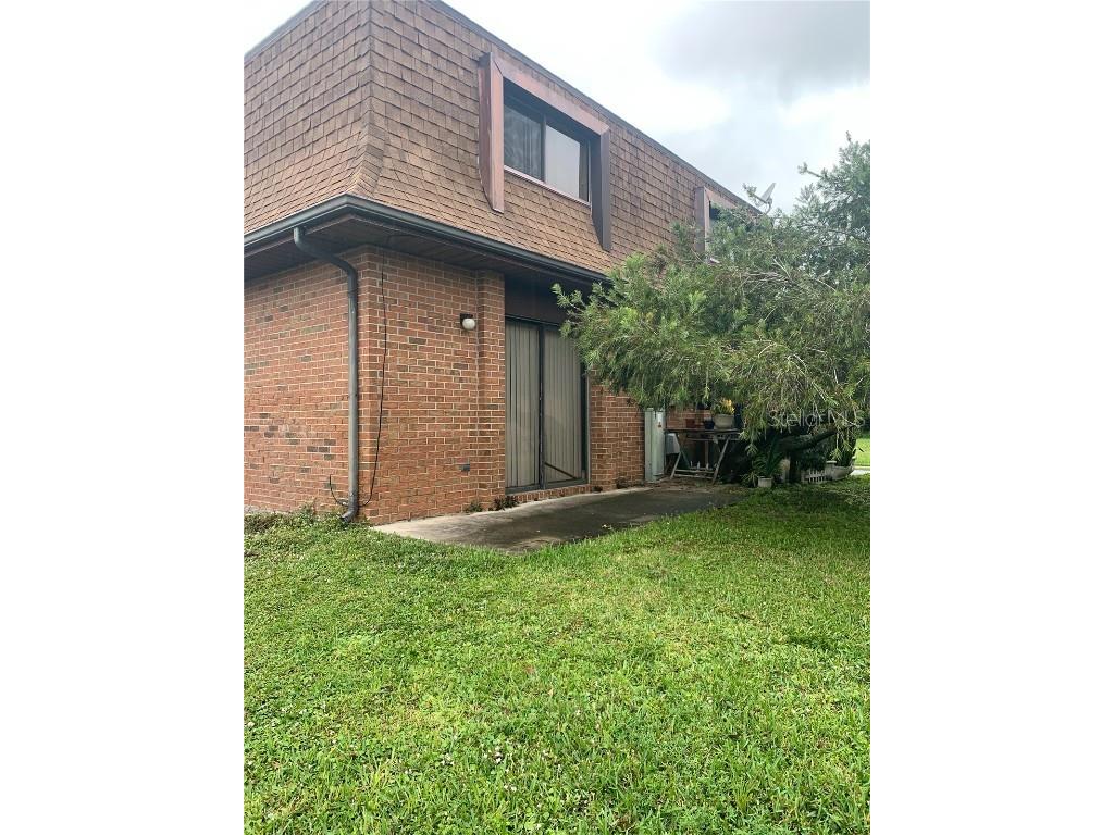 4218 Overlook Drive NE #27 Palm Bay FL 32905 O6206077 image1