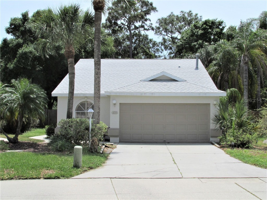 4218 Saint Charles Drive Sarasota FL 34243 A4581103 image1