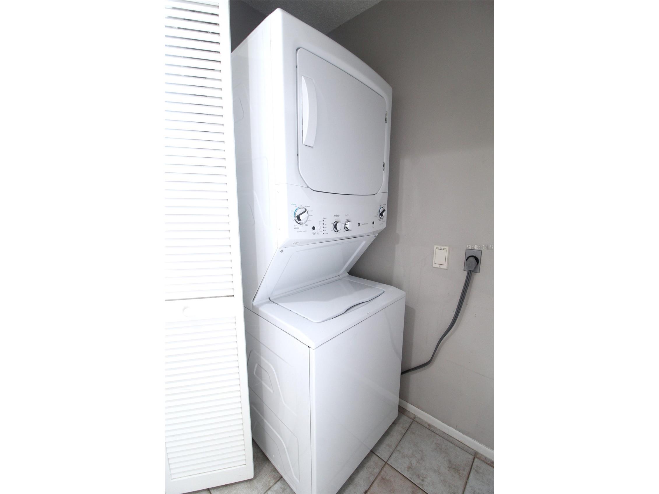 4218 Saint Charles Drive Sarasota FL 34243 A4680126 image10