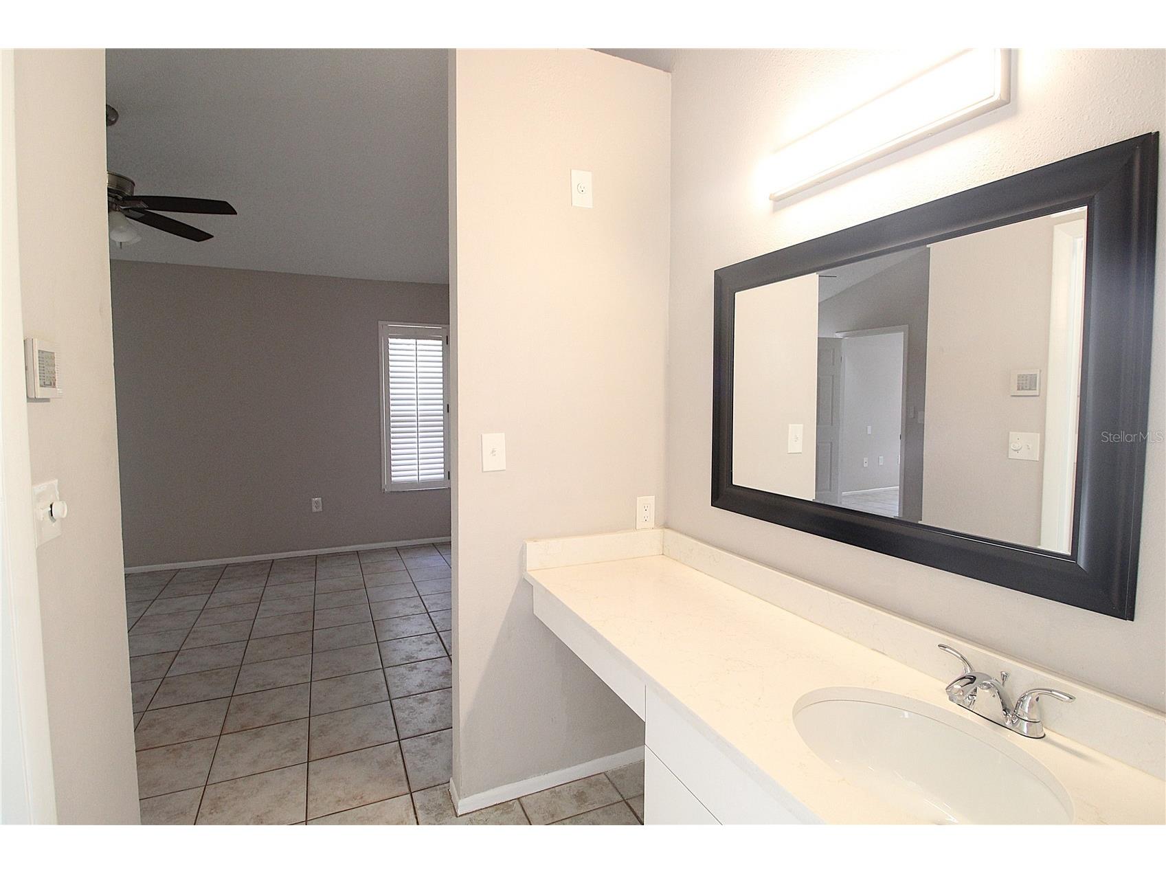 4218 Saint Charles Drive Sarasota FL 34243 A4680126 image18