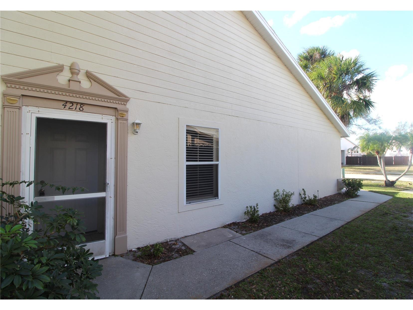 4218 Saint Charles Drive Sarasota FL 34243 A4680126 image3