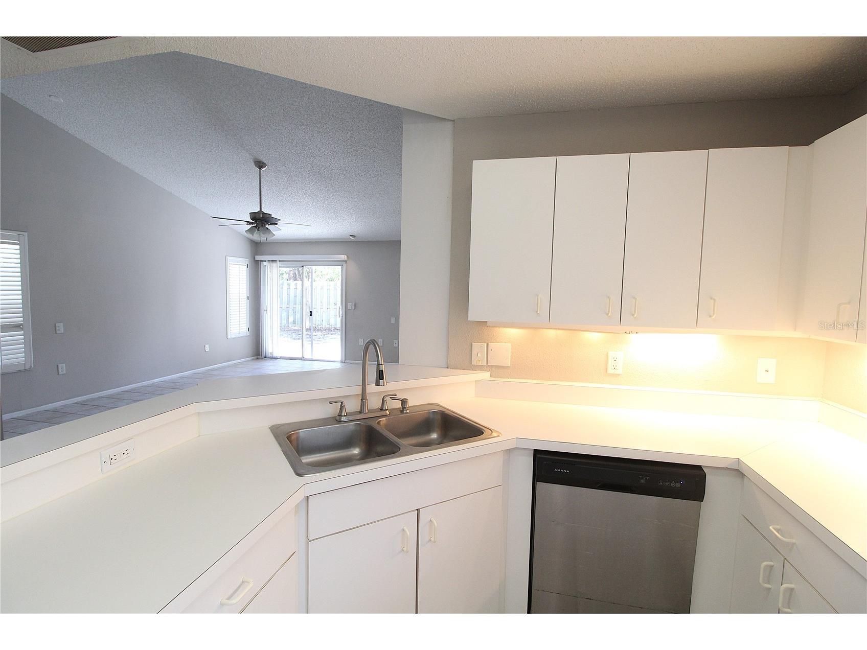 4218 Saint Charles Drive Sarasota FL 34243 A4680126 image7