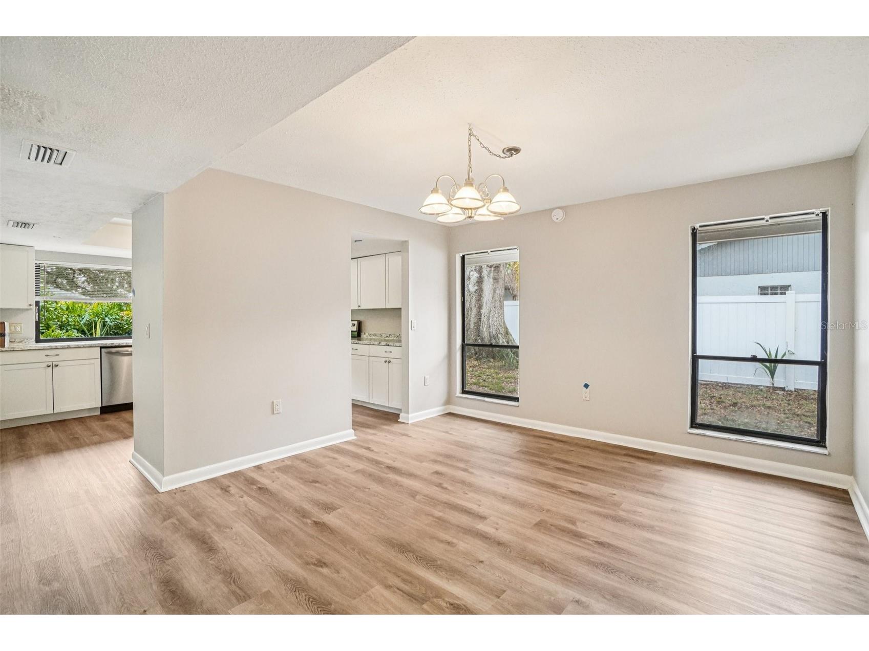 4218 Water Oaks Lane Tampa FL 33618 TB8475642 image10