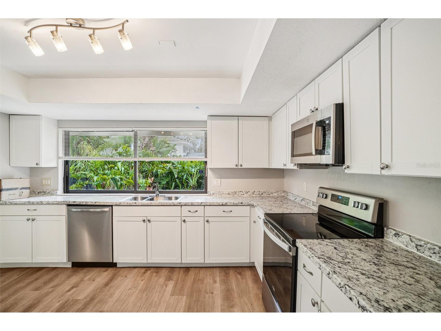 4218 Water Oaks Lane Tampa FL 33618 TB8475642 image13