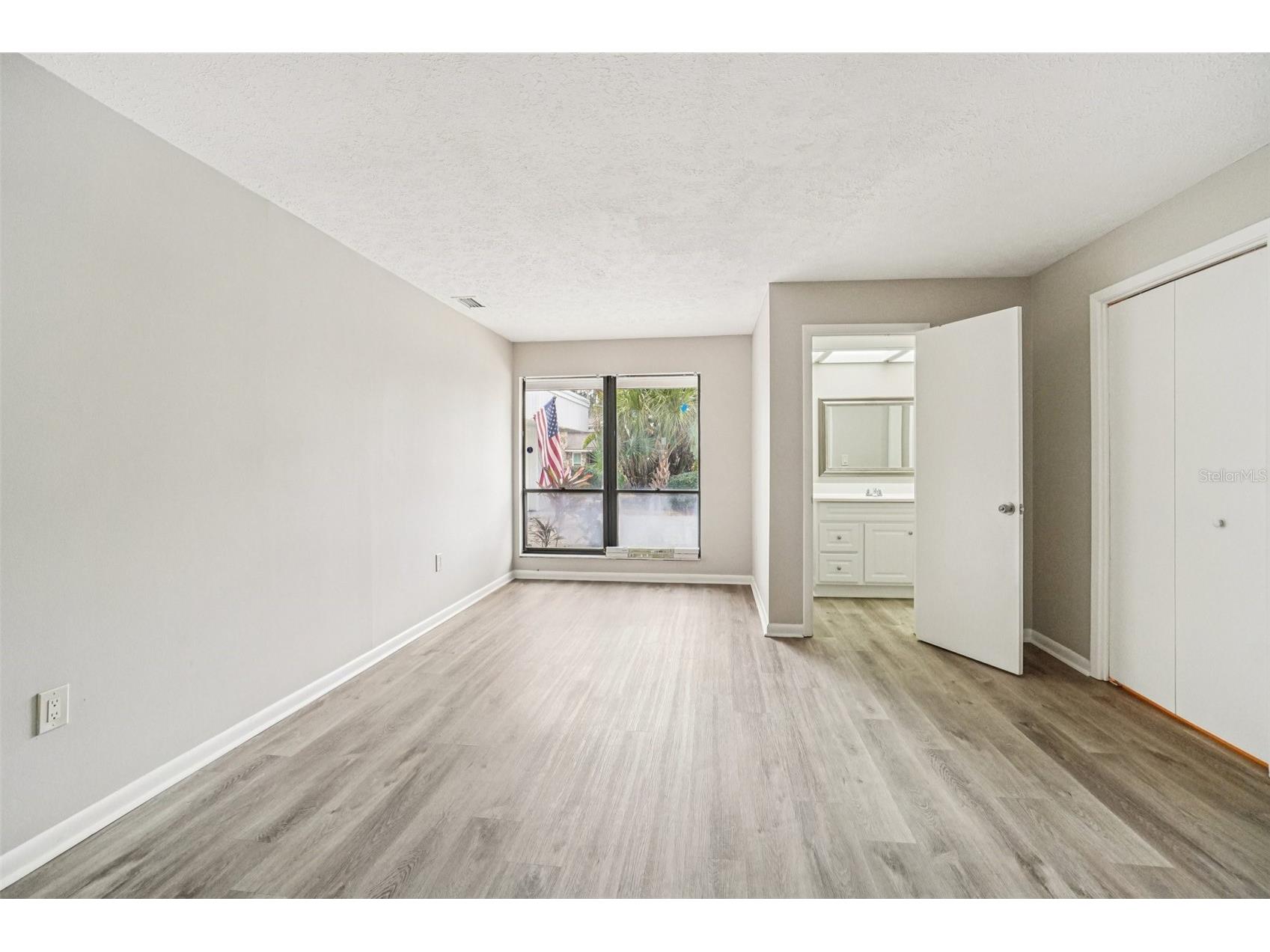 4218 Water Oaks Lane Tampa FL 33618 TB8475642 image18