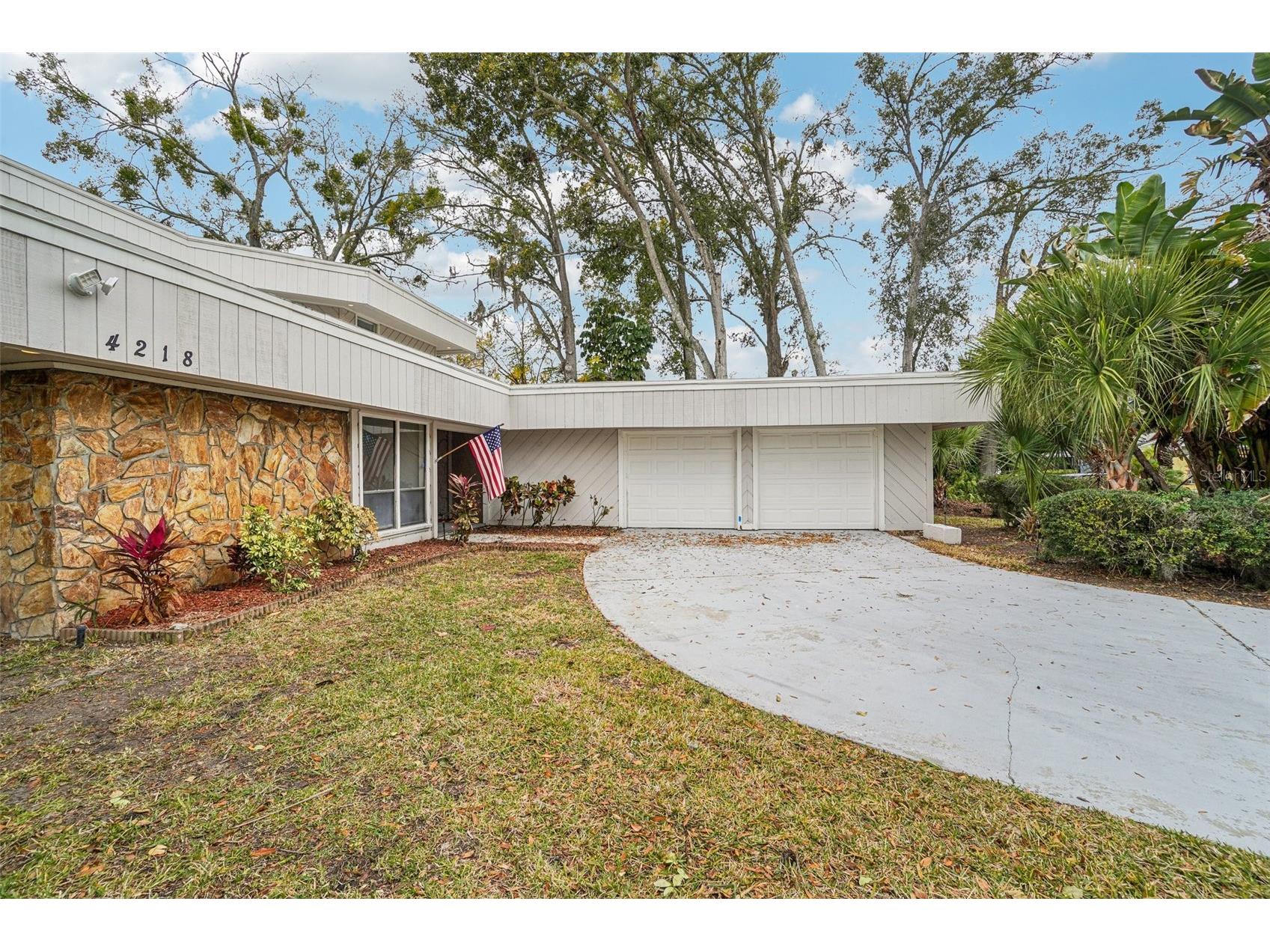 4218 Water Oaks Lane Tampa FL 33618 TB8475642 image3