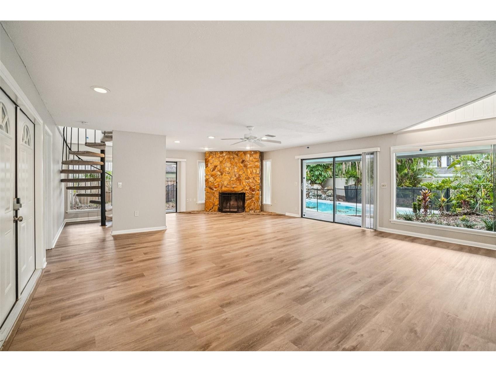 4218 Water Oaks Lane Tampa FL 33618 TB8475642 image6