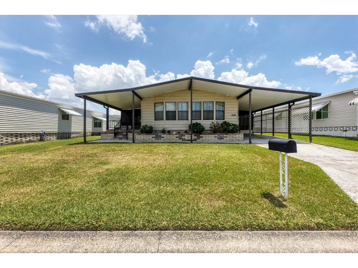 4219 14th Street E Ellenton FL 34222 A4571287 image1