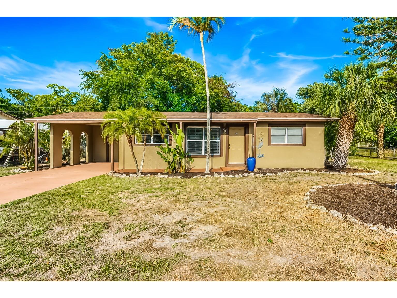 4219 35th Street W Bradenton FL 34205 A4693364 image1