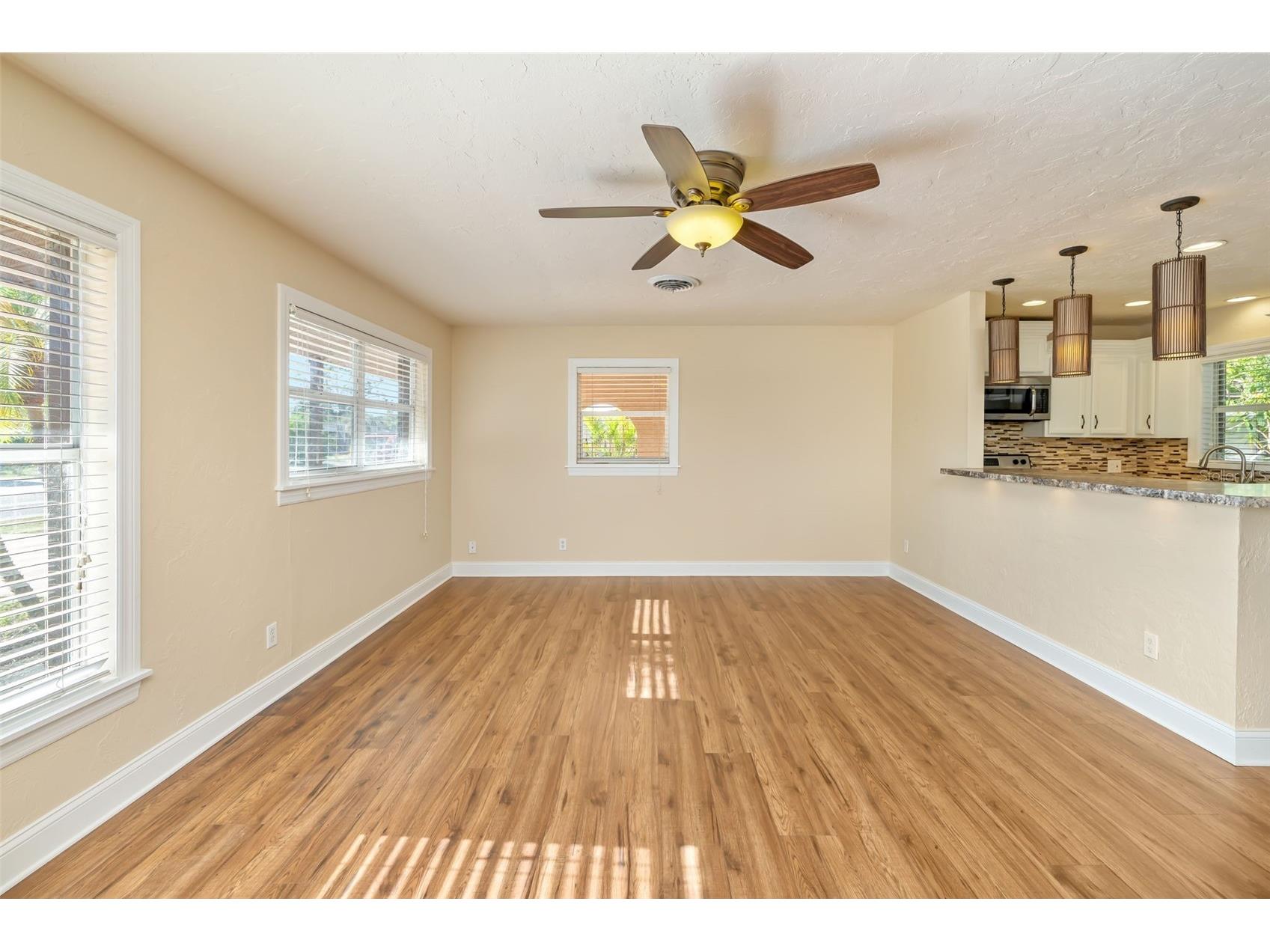 4219 35th Street W Bradenton FL 34205 A4693364 image12