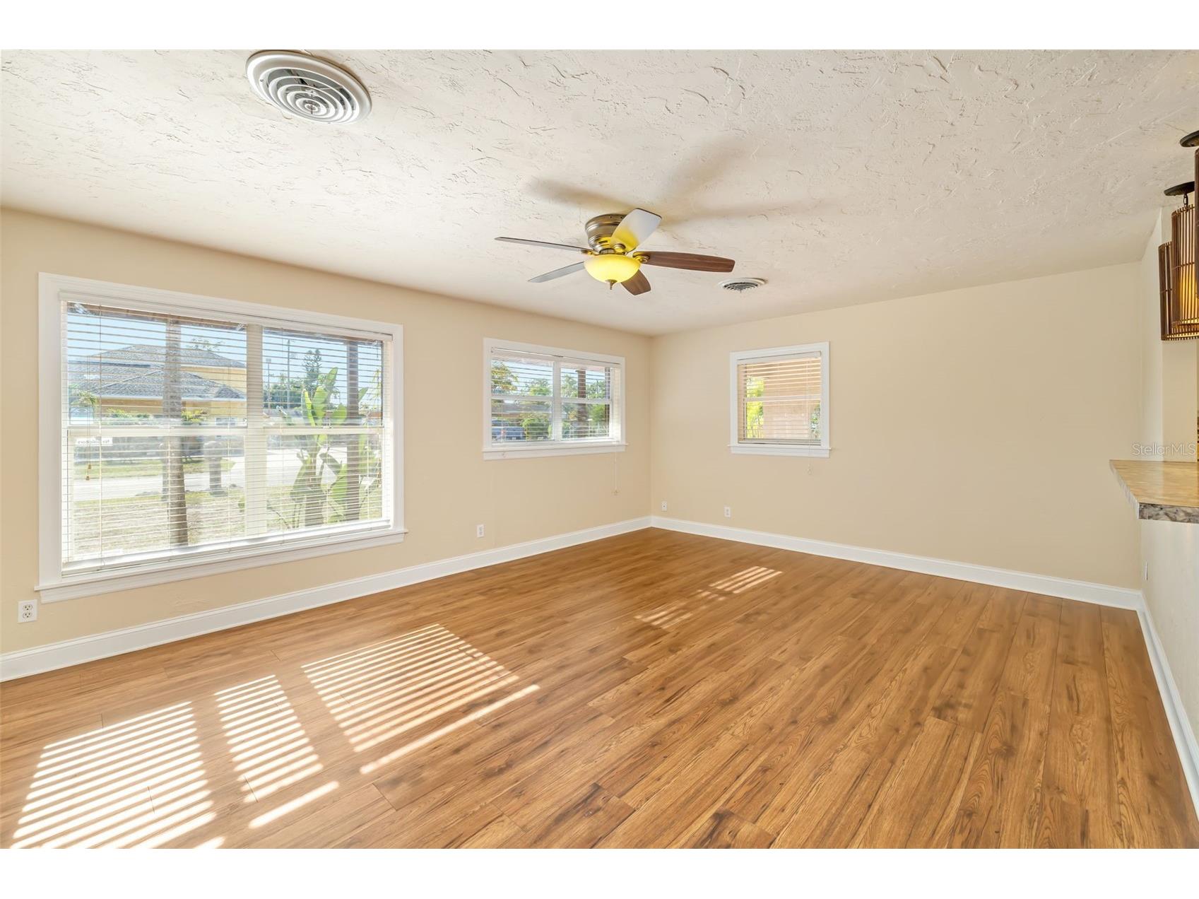 4219 35th Street W Bradenton FL 34205 A4693364 image13