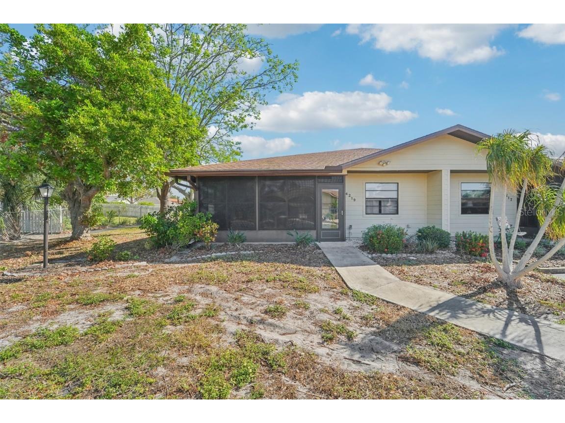 4219 66th Street Circle W #4219 Bradenton FL 34209 A4628779 image1
