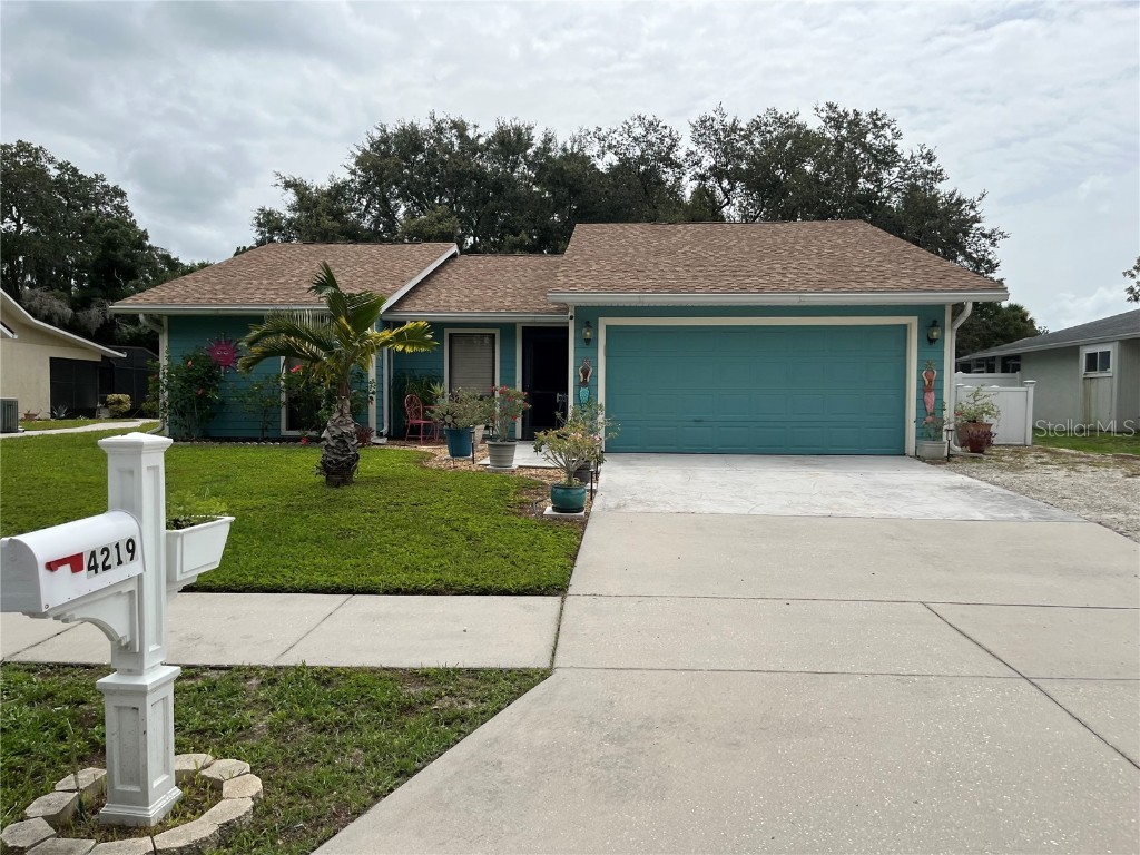 4219 Berkshire Drive Sarasota FL 34241 A4615509 image1
