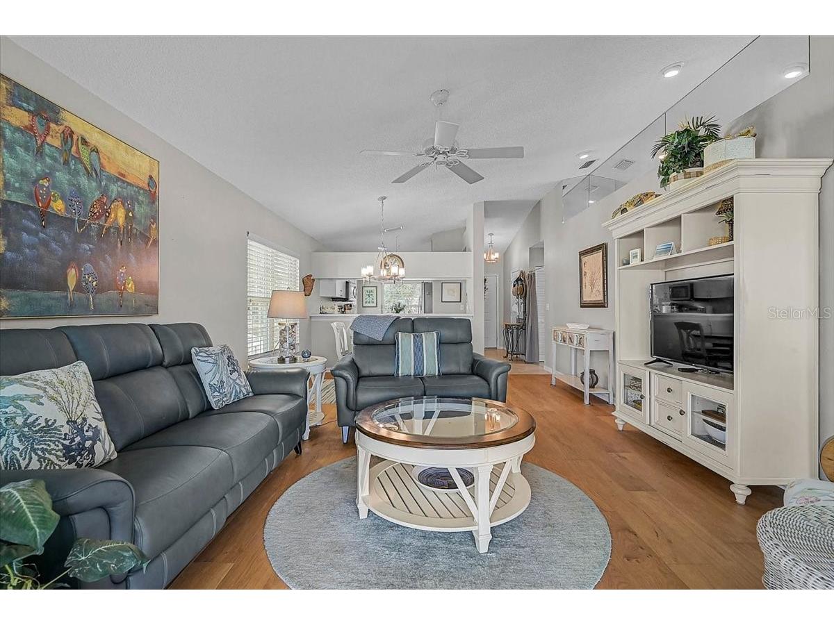 4219 Caddie Drive E #204 Bradenton FL 34203 A4677758 image5