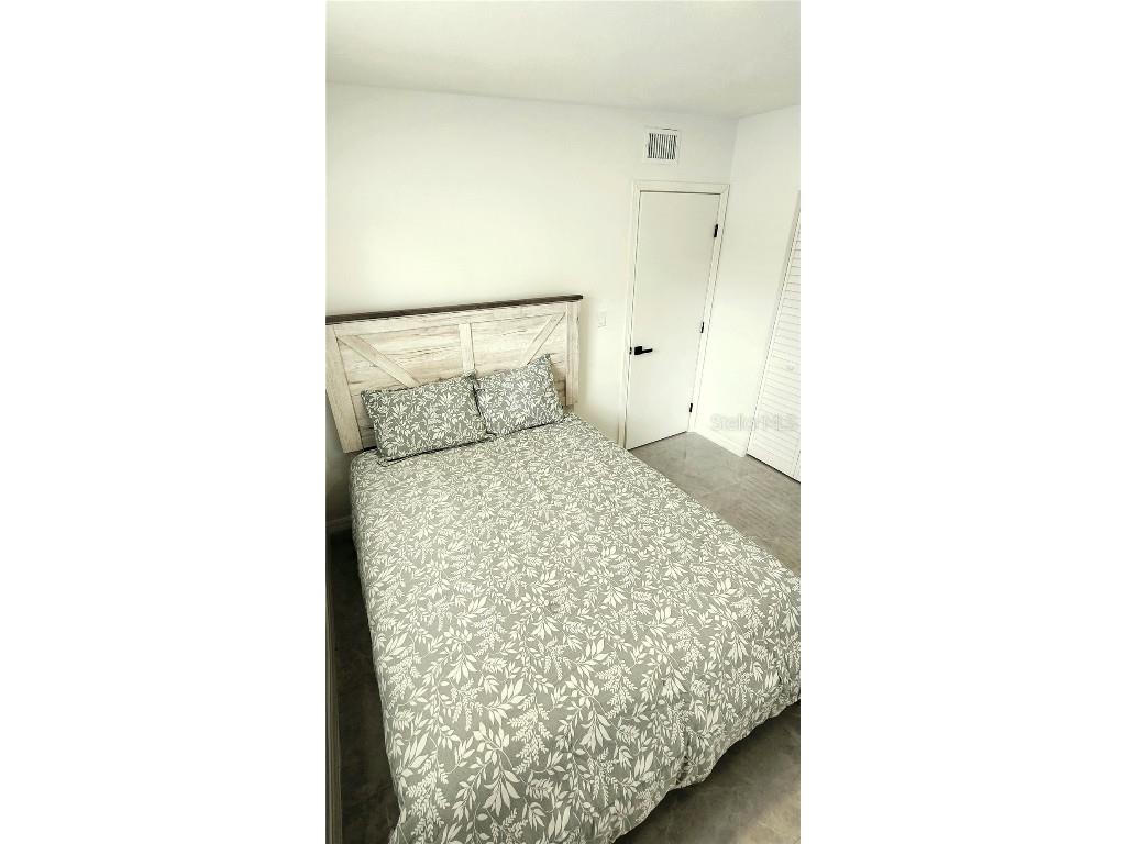 4219 Des Moines Street NE Saint Petersburg FL 33703 TB8452176 image15