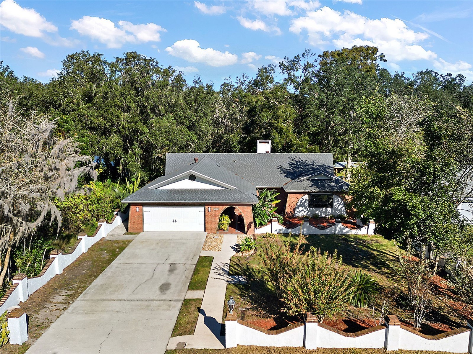 4219 Magnolia Avenue Leesburg FL 34748 - BIG LAKE HARRIS G5109030 image1