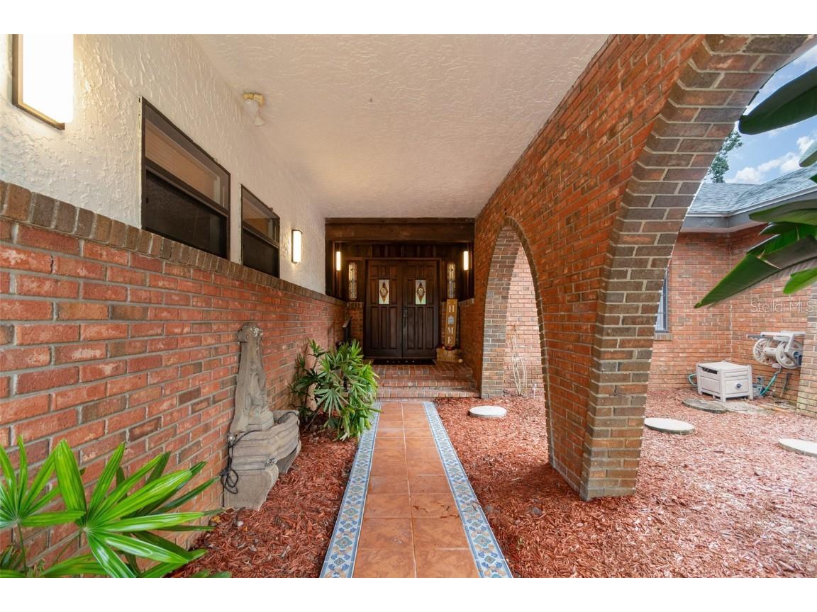 4219 Magnolia Avenue Leesburg FL 34748 - CANAL TO LAKE HARRIS O6348295 image3