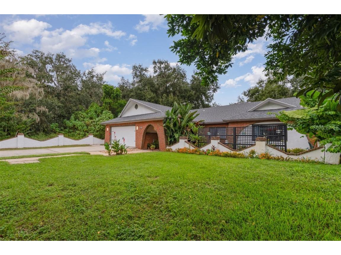 4219 Magnolia Avenue Leesburg FL 34748 - CANAL TO LAKE HARRIS O6348295 image50