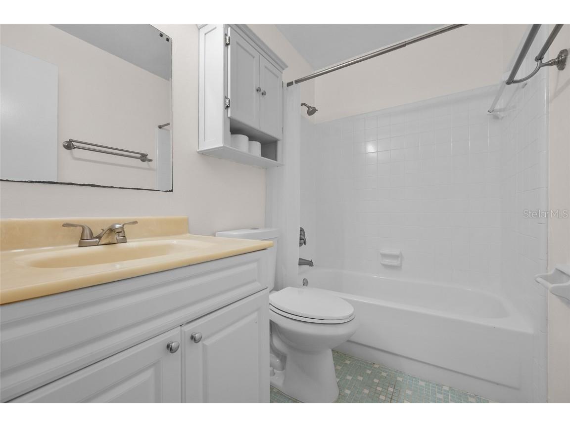 4219 NW 30th Terrace Gainesville FL 32605 GC533592 image18