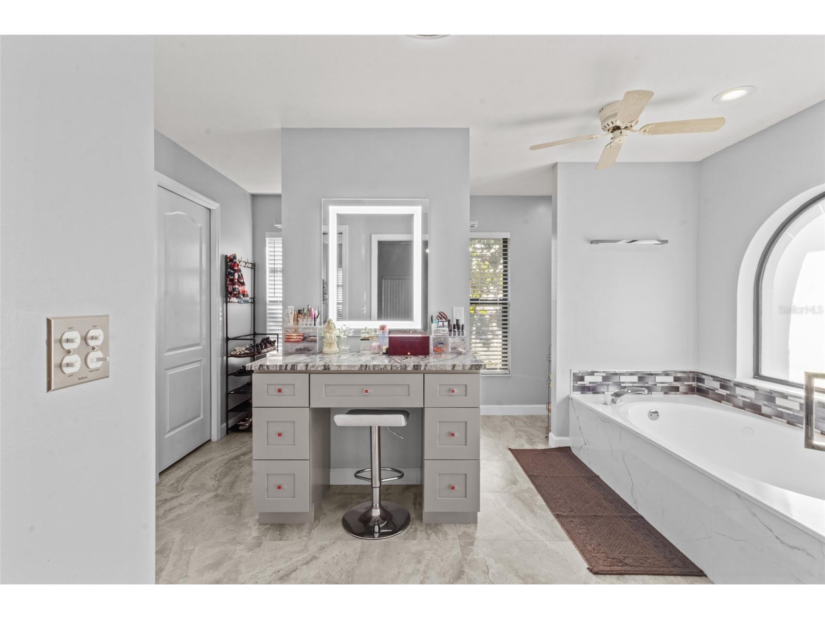 4219 Presidential Avenue Circle E Bradenton FL 34203 A4662523 image30