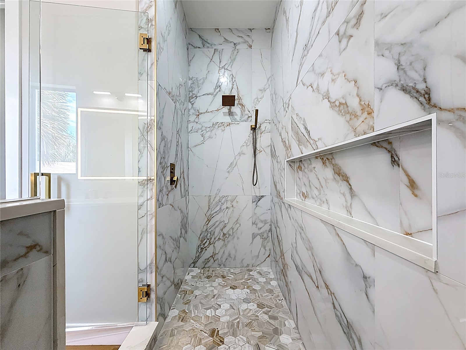 4219 W Bay View Avenue Tampa FL 33611 TB8434544 image13