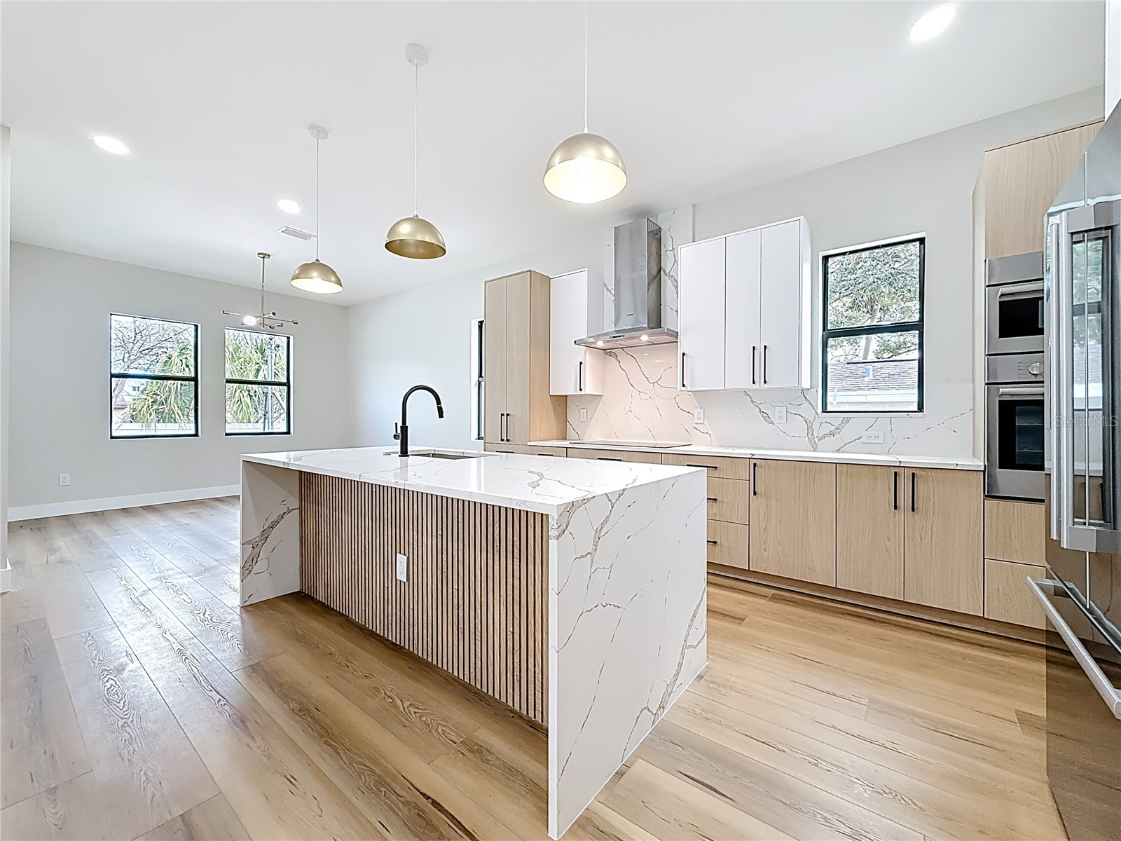 4219 W Bay View Avenue Tampa FL 33611 TB8434544 image5