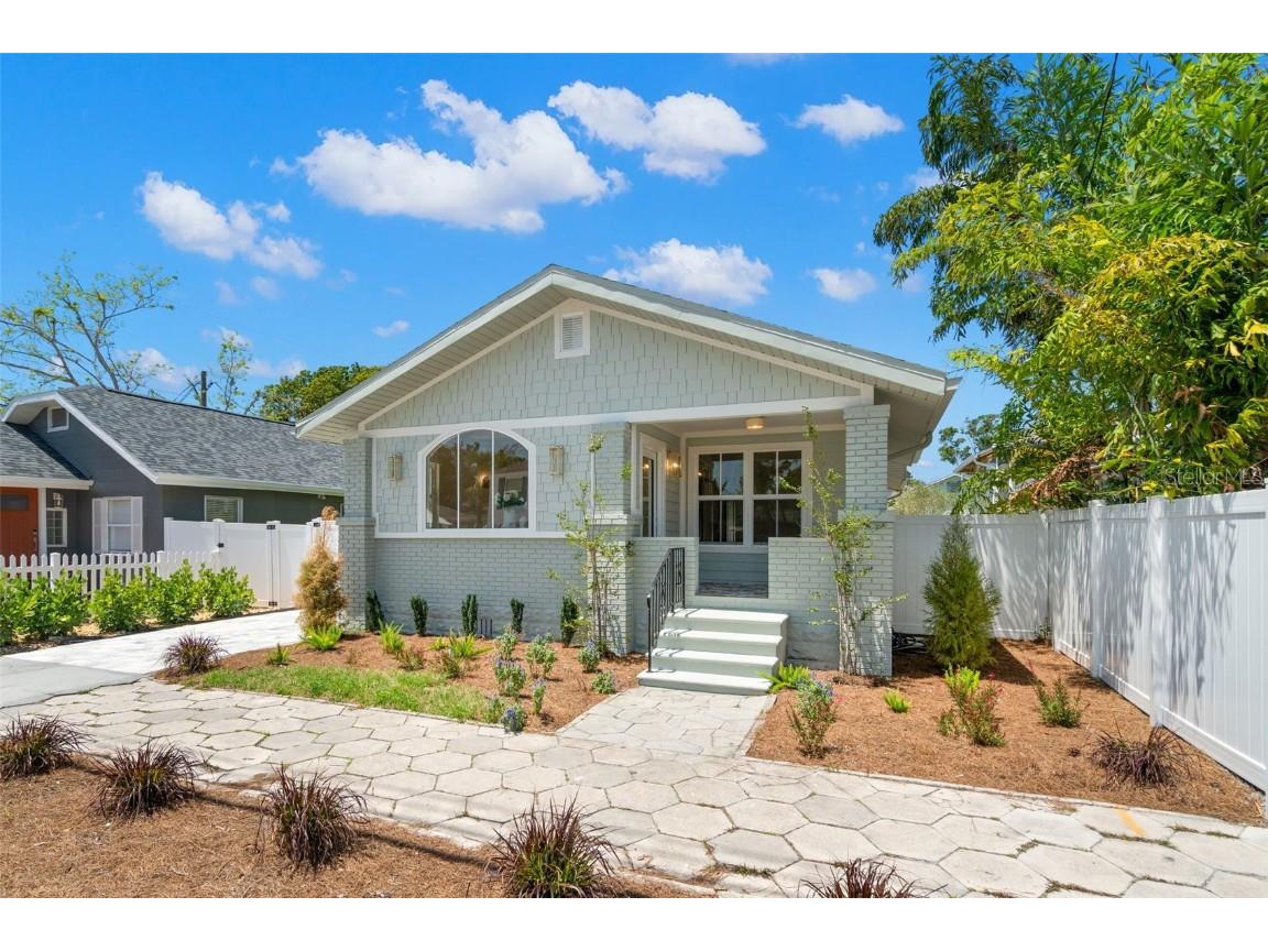 422 24th Street N Saint Petersburg FL 33713 TB8375360 image1