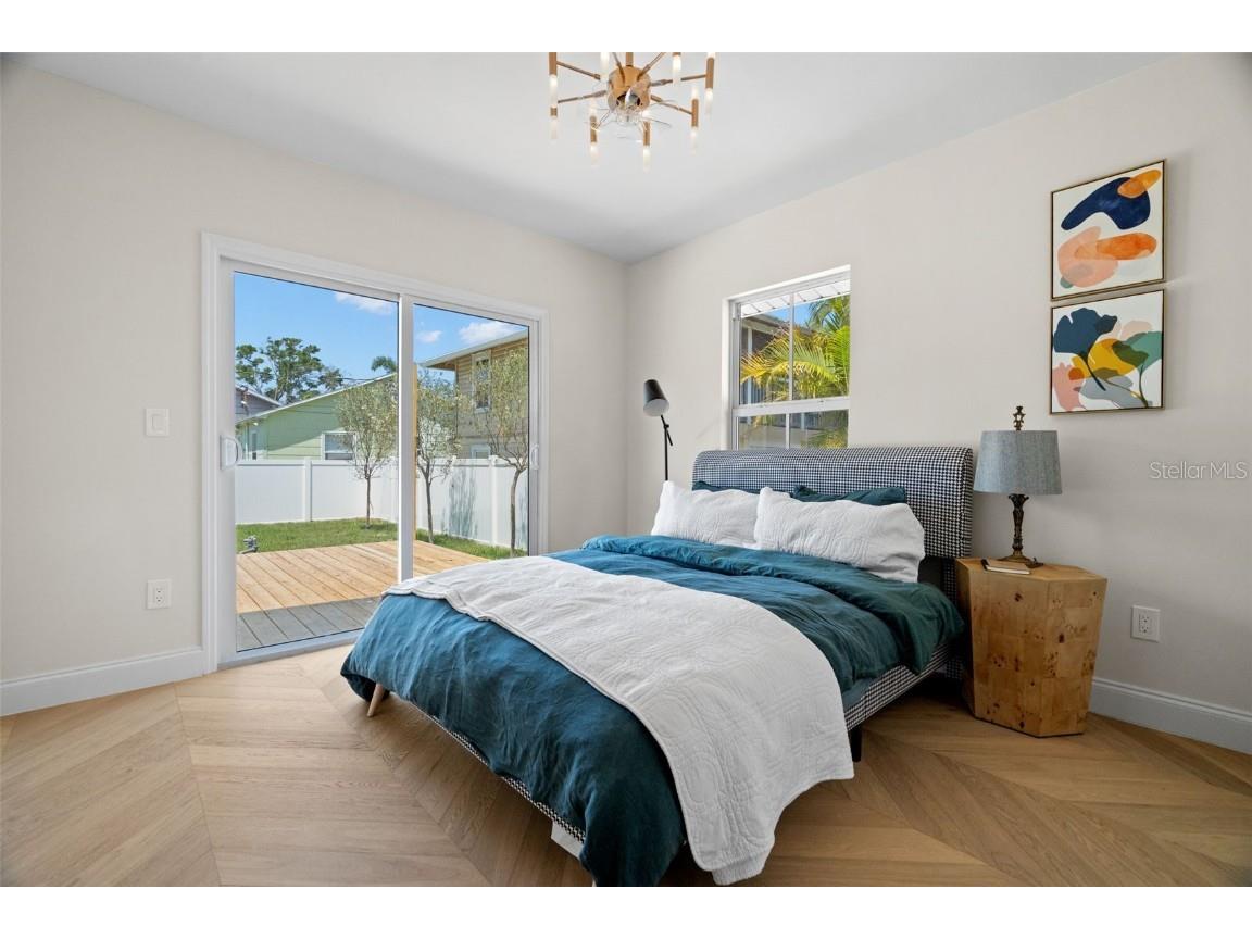 422 24th Street N Saint Petersburg FL 33713 TB8375360 image19