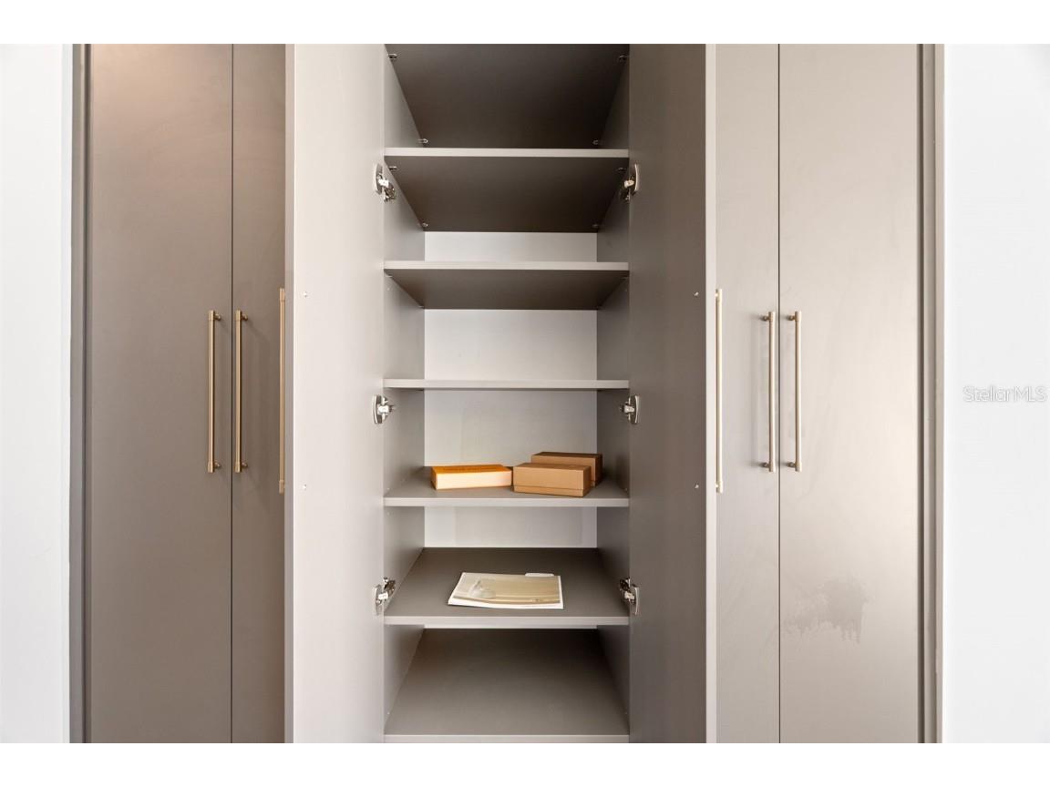 422 24th Street N Saint Petersburg FL 33713 TB8375360 image21