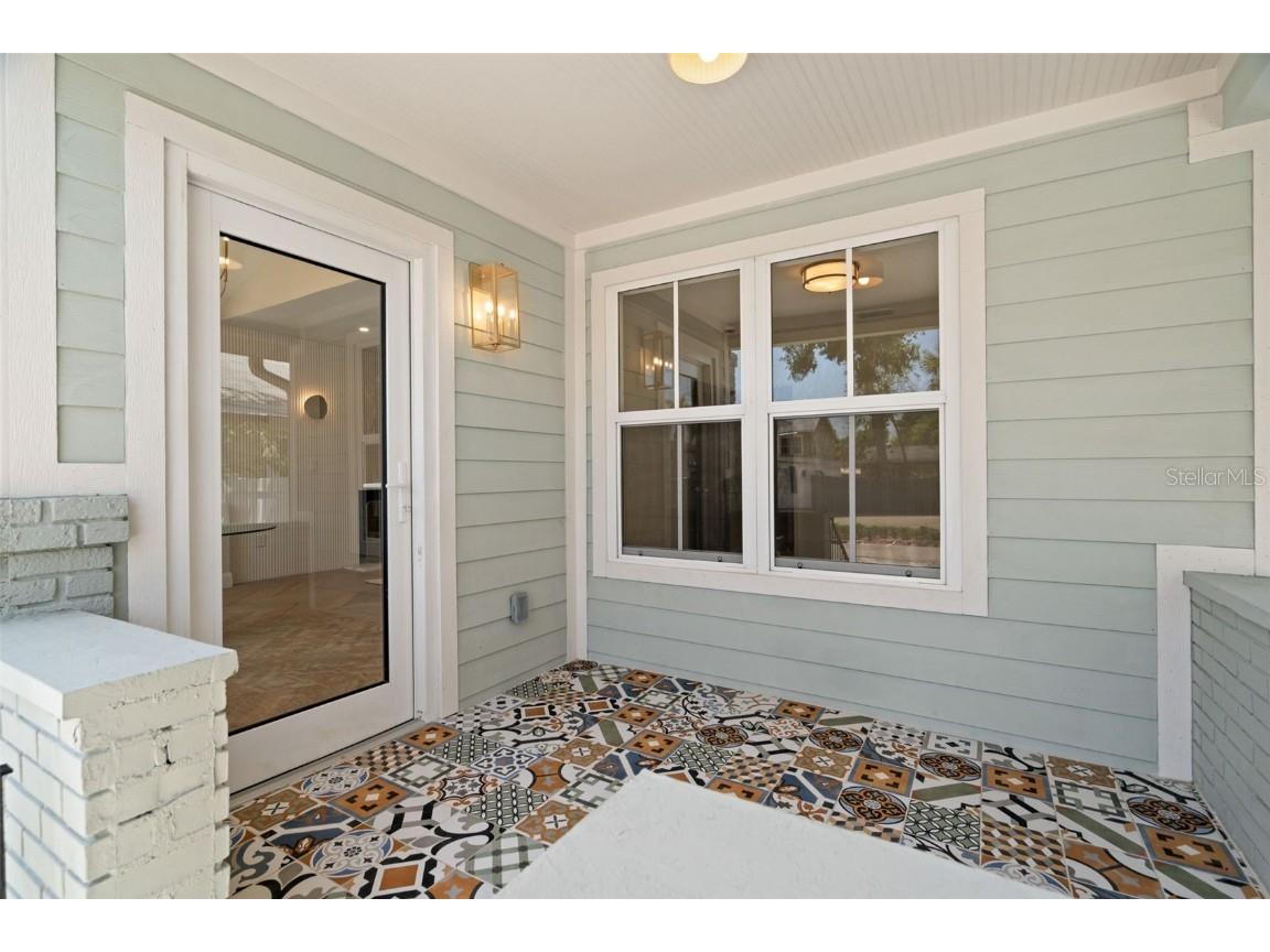 422 24th Street N Saint Petersburg FL 33713 TB8375360 image6