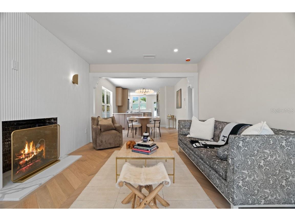 422 24th Street N Saint Petersburg FL 33713 TB8375360 image9