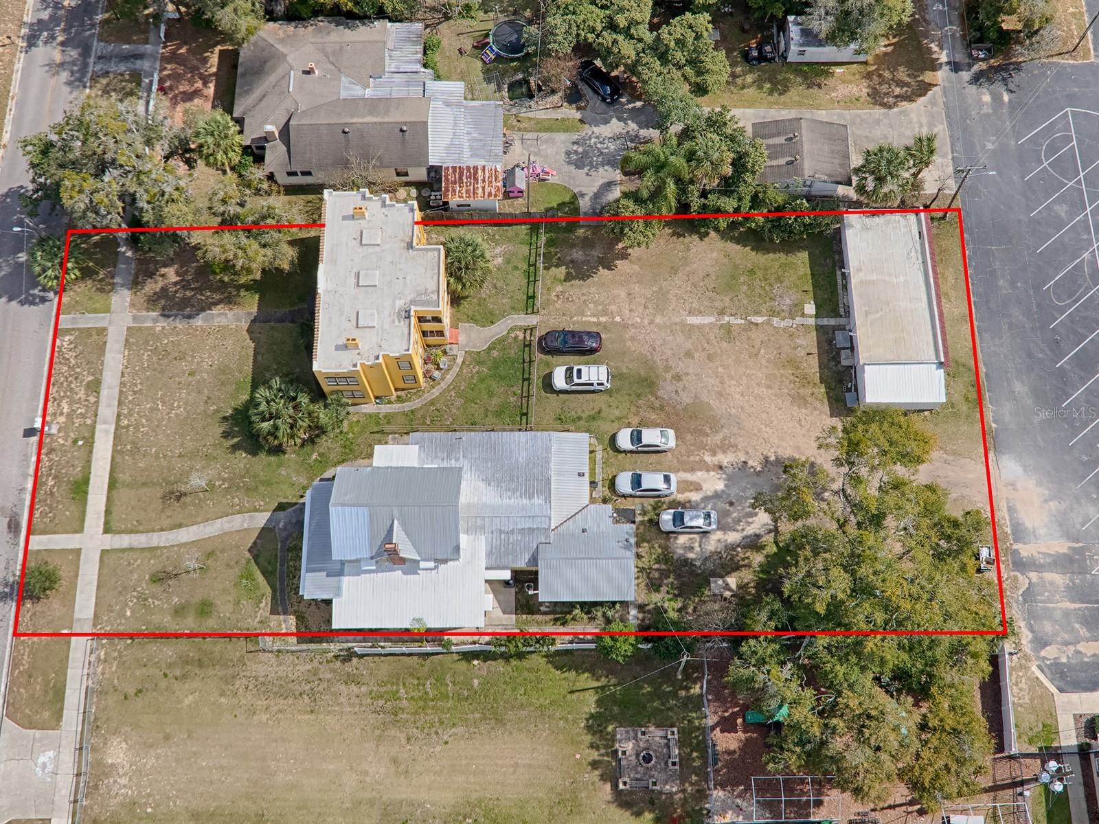 422 & 426 E Citrus Avenue Eustis FL 32726 G5108356 image1