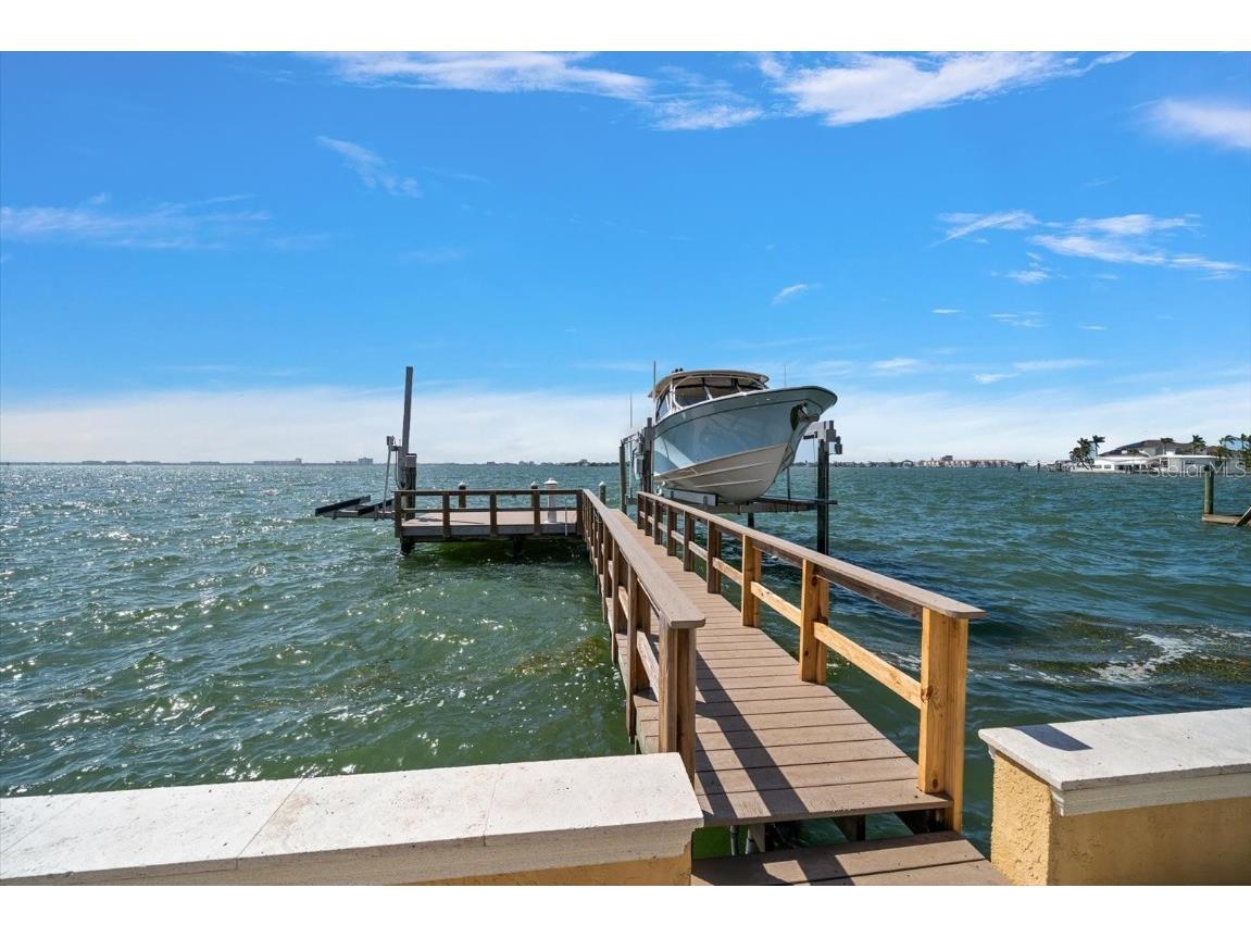 422 55th Avenue Saint Pete Beach FL 33706 - BOCA CIEGA BAY TB8412746 image11