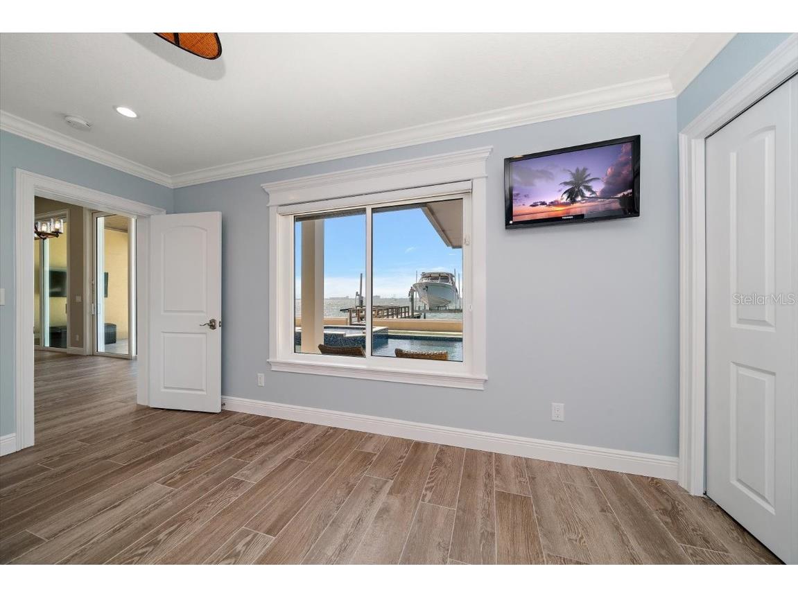 422 55th Avenue Saint Pete Beach FL 33706 - BOCA CIEGA BAY TB8412746 image47