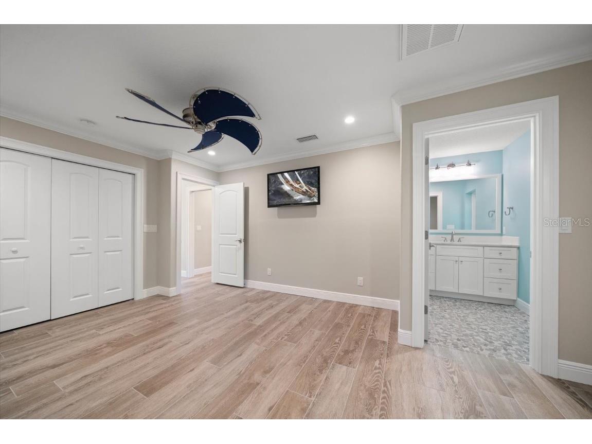 422 55th Avenue Saint Pete Beach FL 33706 - BOCA CIEGA BAY TB8412746 image53