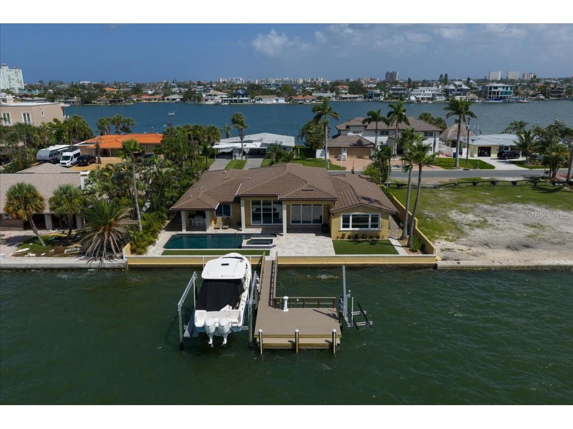 422 55th Avenue Saint Pete Beach FL 33706 - BOCA CIEGA BAY TB8412746 image61