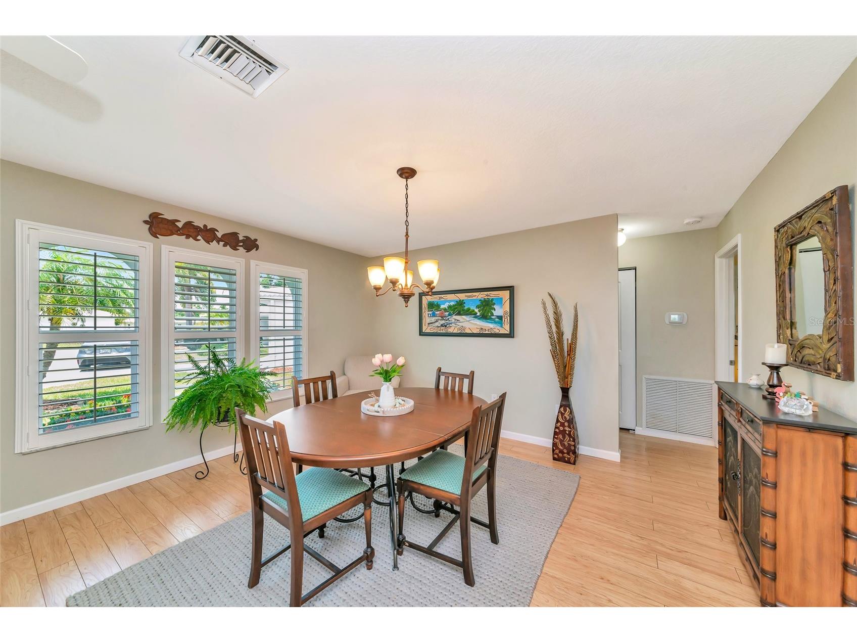 422 Circlewood Drive #H6 Venice FL 34293 N6144442 image4