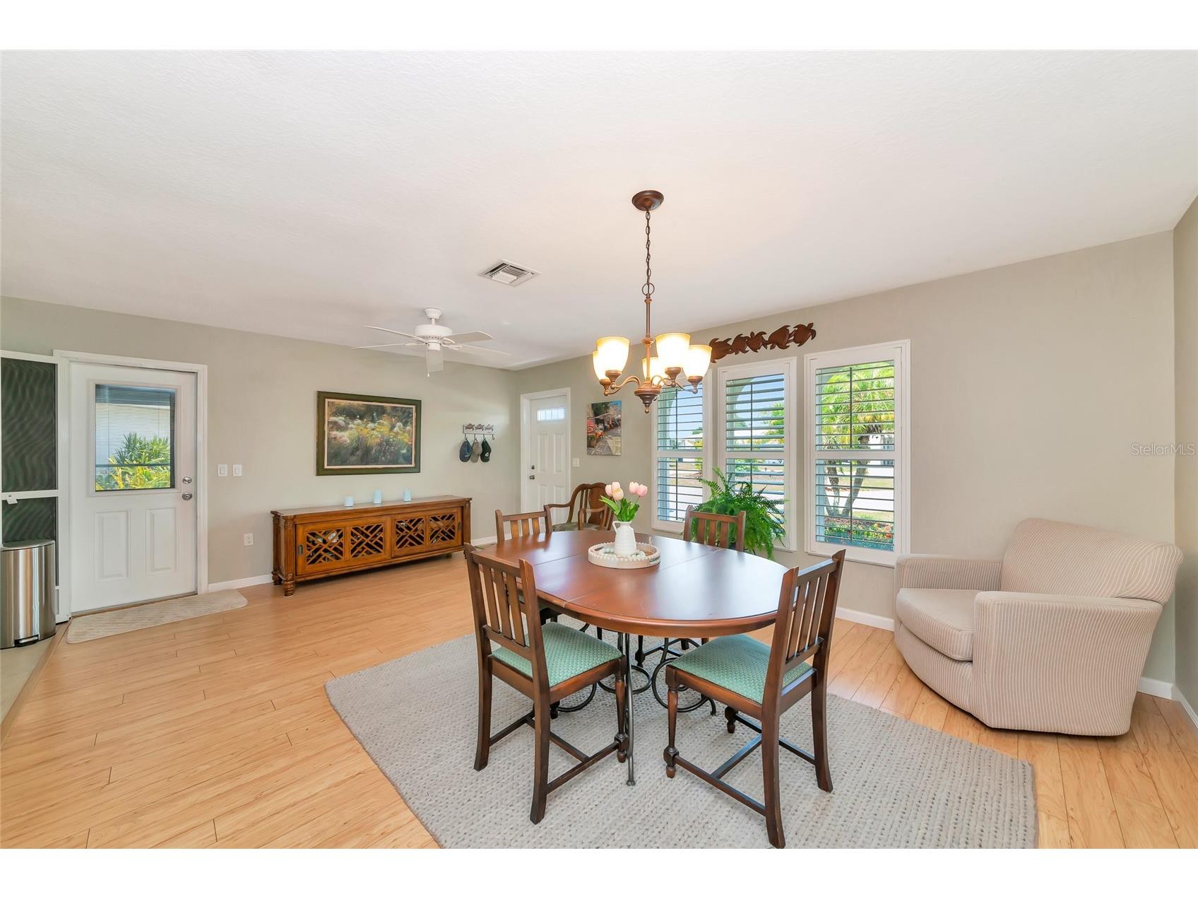 422 Circlewood Drive #H6 Venice FL 34293 N6144442 image7