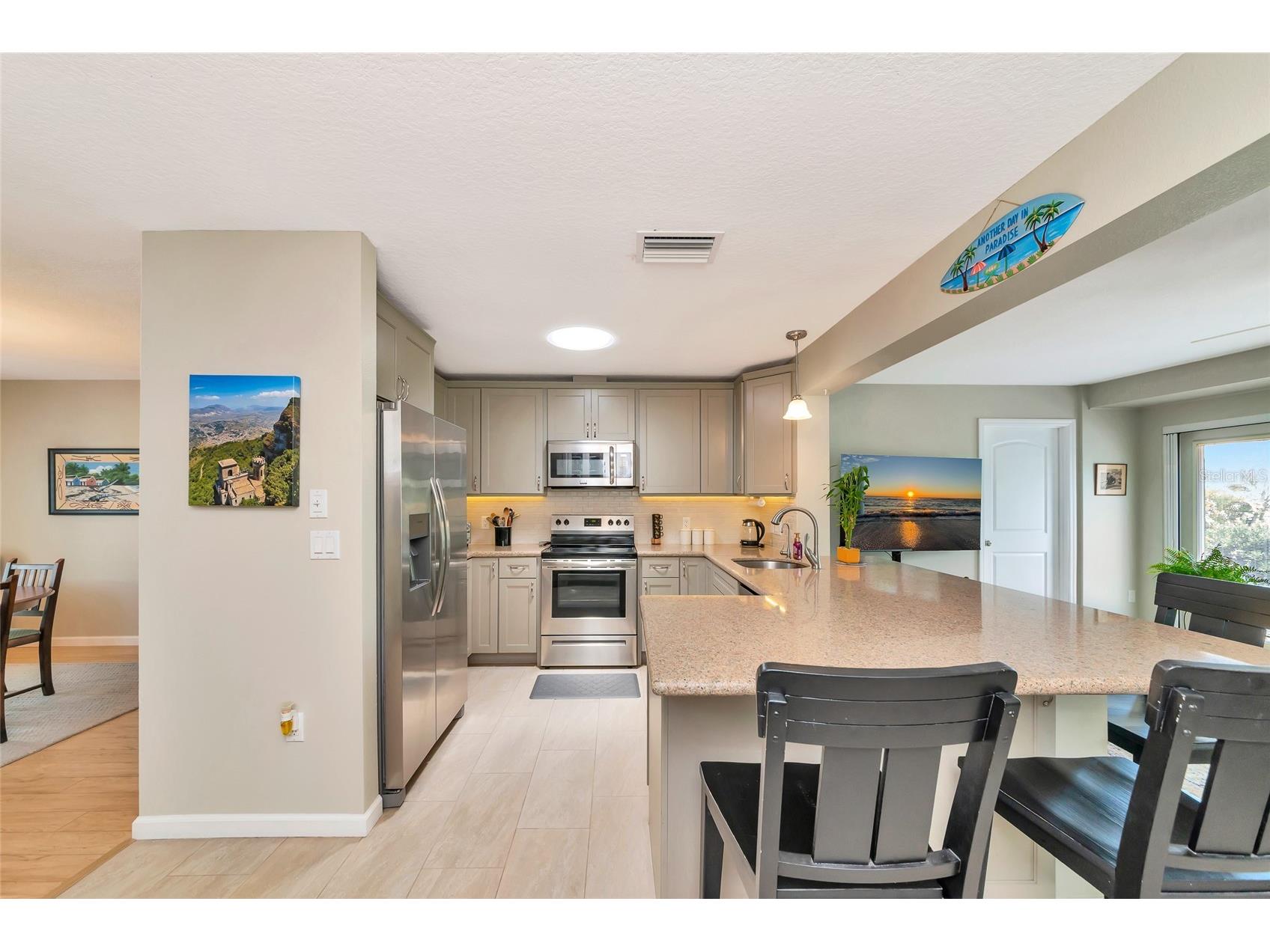 422 Circlewood Drive #H6 Venice FL 34293 N6144442 image8