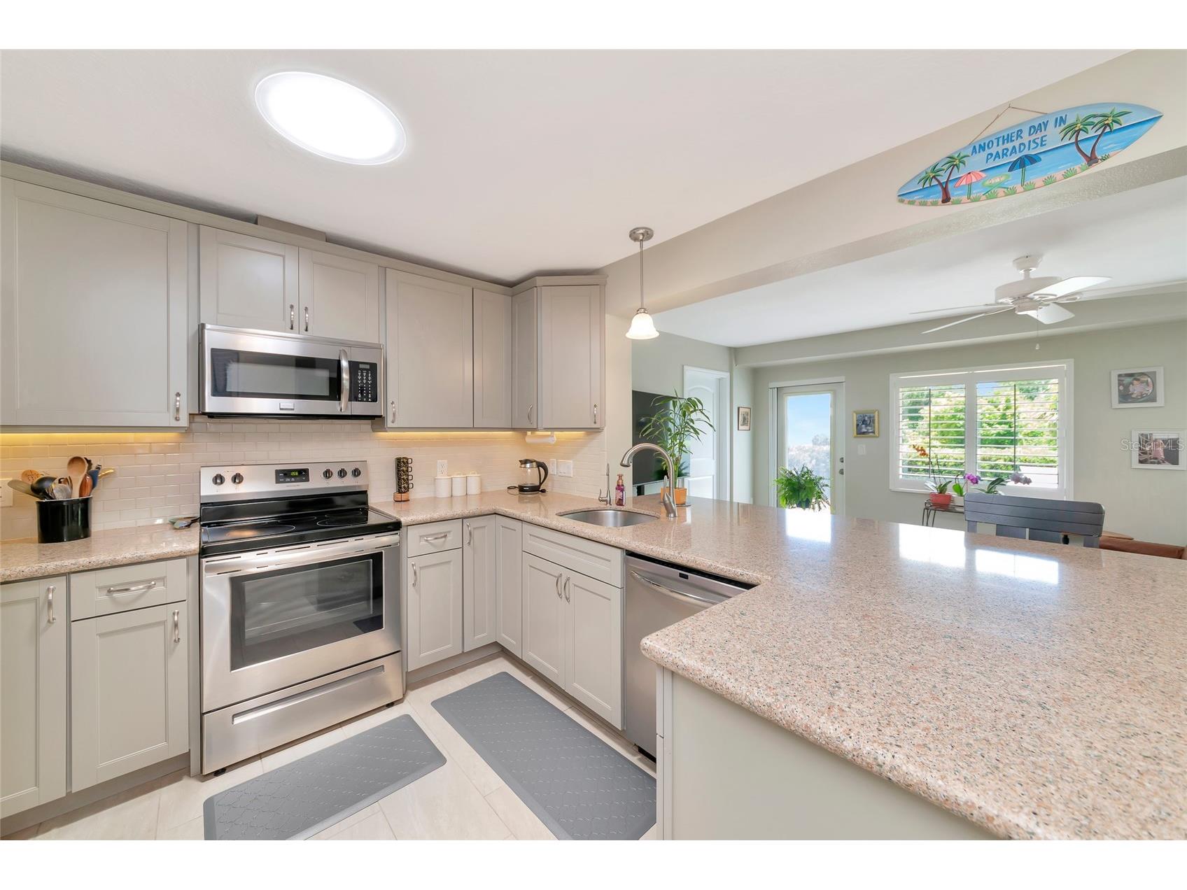 422 Circlewood Drive #H6 Venice FL 34293 N6144442 image9