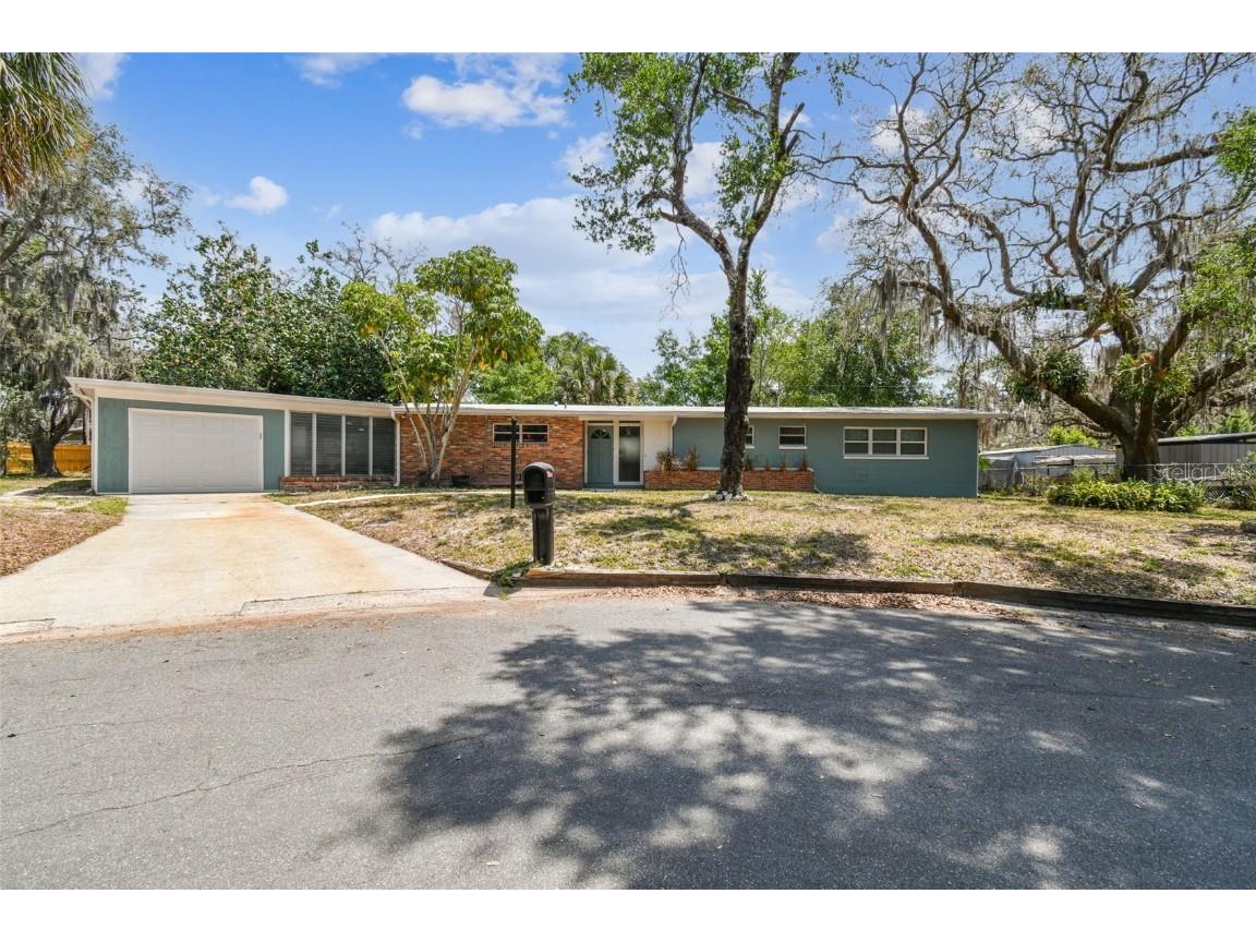 422 Dunedin Circle Temple Terrace FL 33617 TB8375000 image1