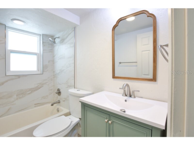 422 Julia Place #C Sarasota FL 34236 A4660182 image18