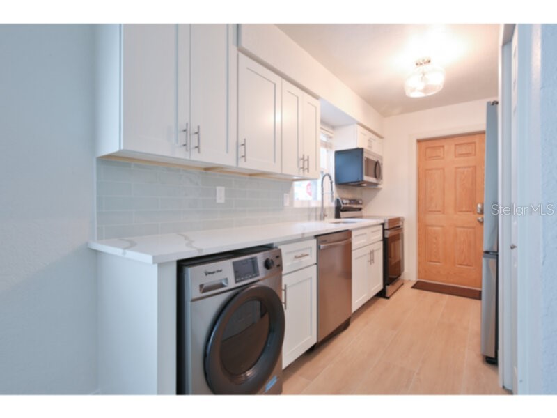 422 Julia Place #C Sarasota FL 34236 A4660182 image6