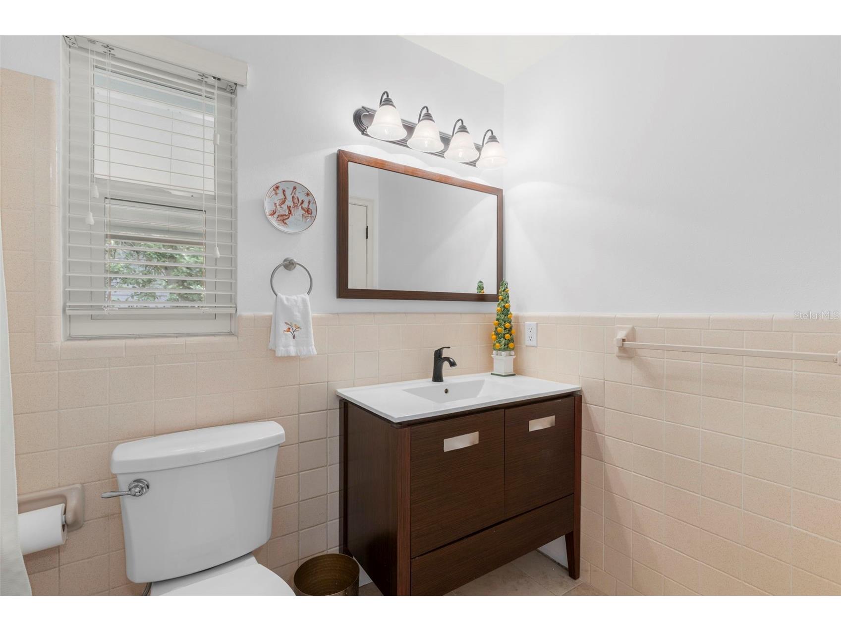 422 Kentucky Avenue Crystal Beach FL 34681 TB8504816 image20