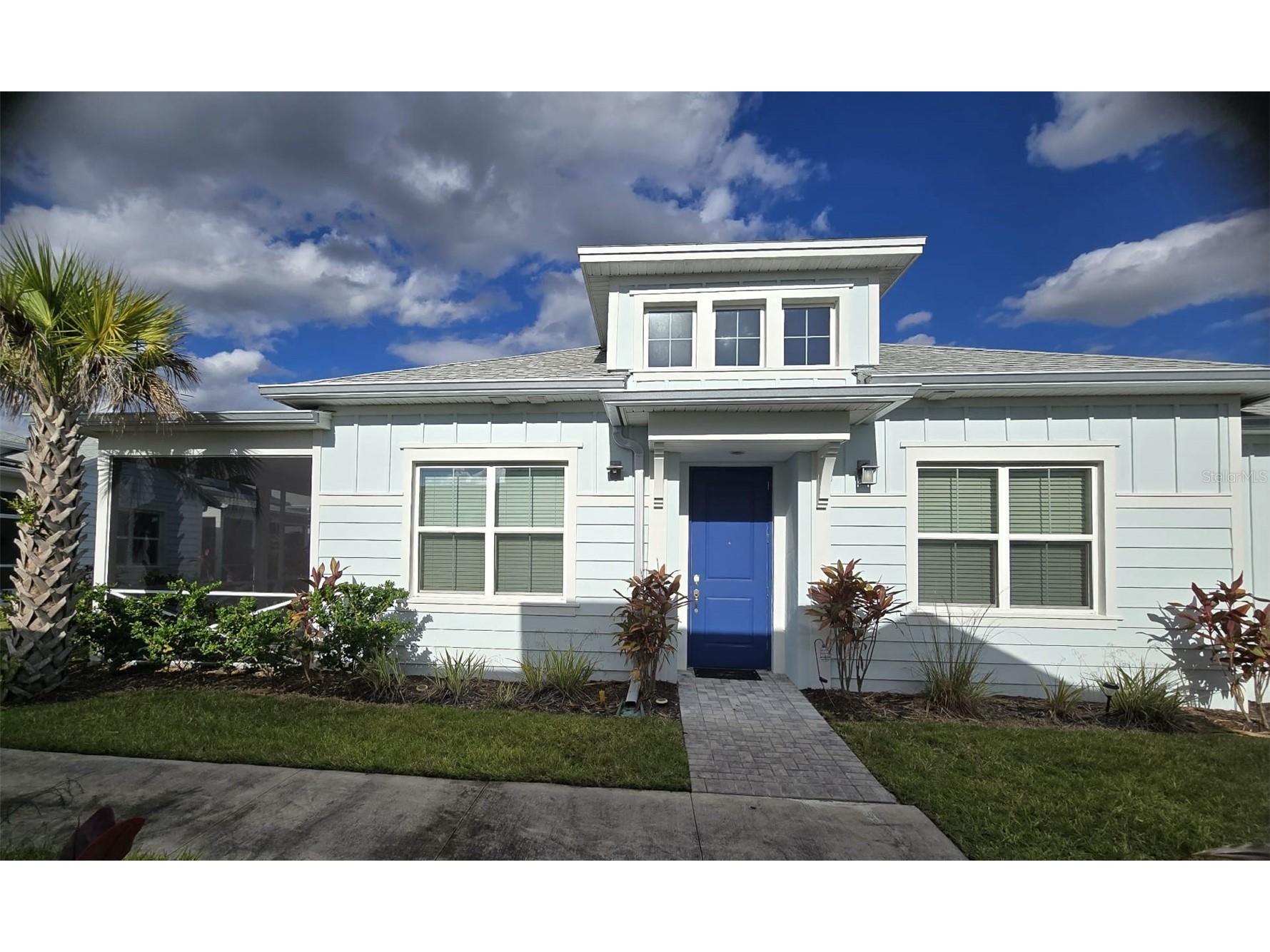 422 Lime Avenue Daytona Beach FL 32124 V4945467 image1