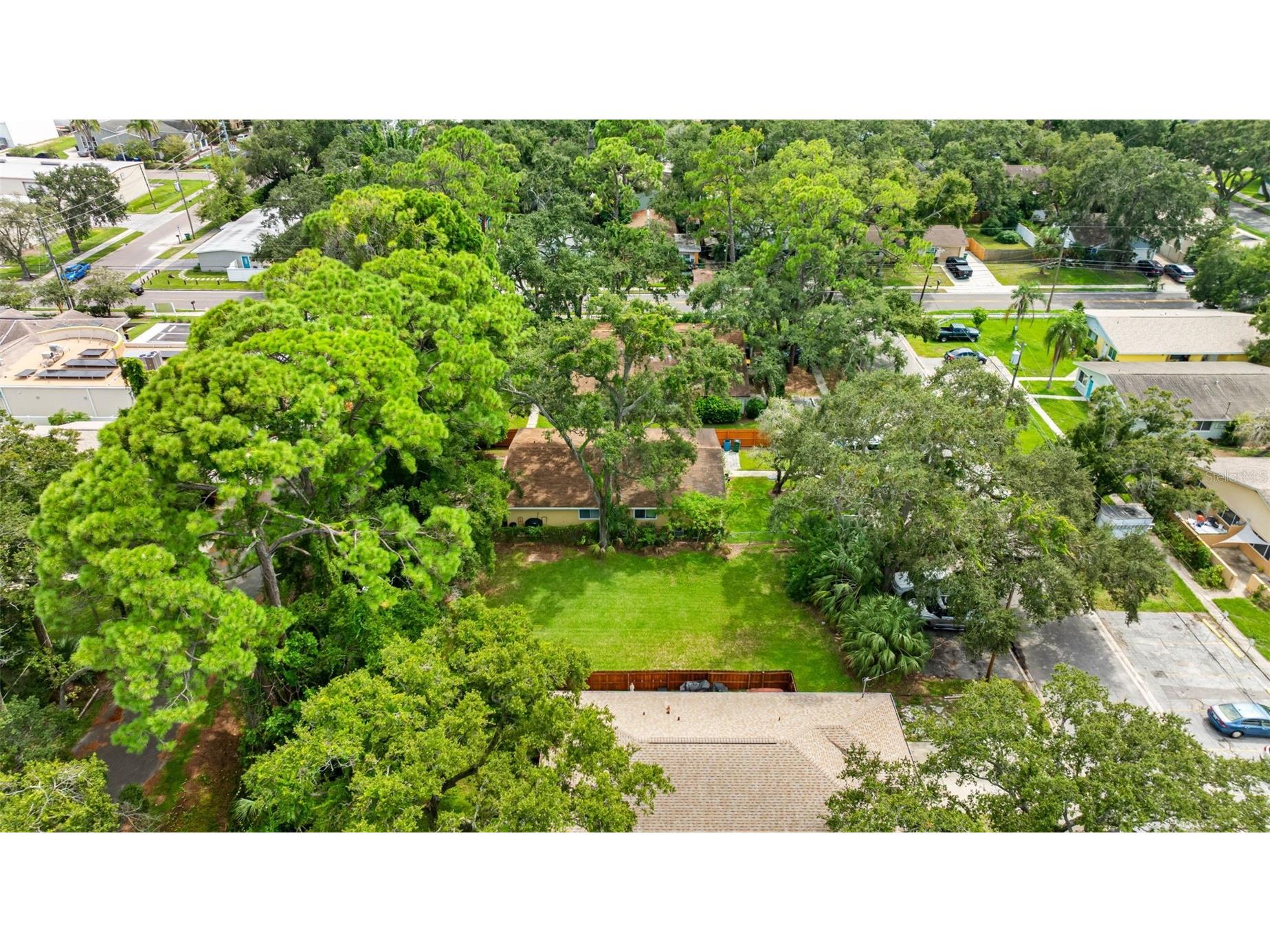 422 Maple Way Safety Harbor FL 34695 TB8425944 image13