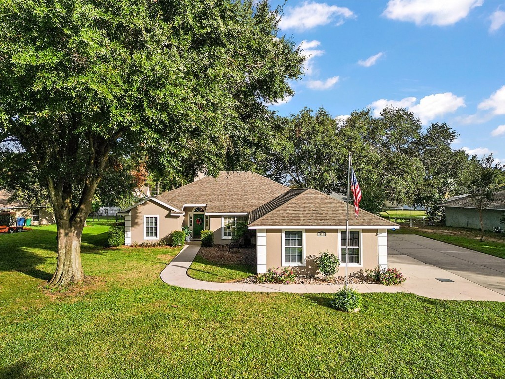 422 Oak View Drive Tavares FL 32778 G5089387 image1
