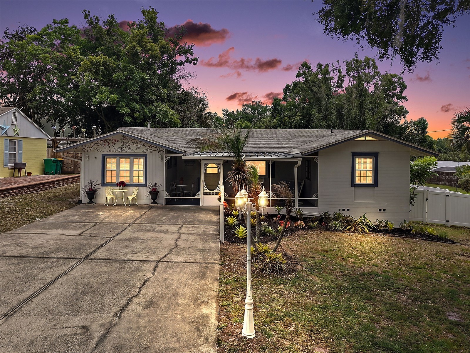 422 W 11th Avenue Mount Dora FL 32757 G5111833 image1