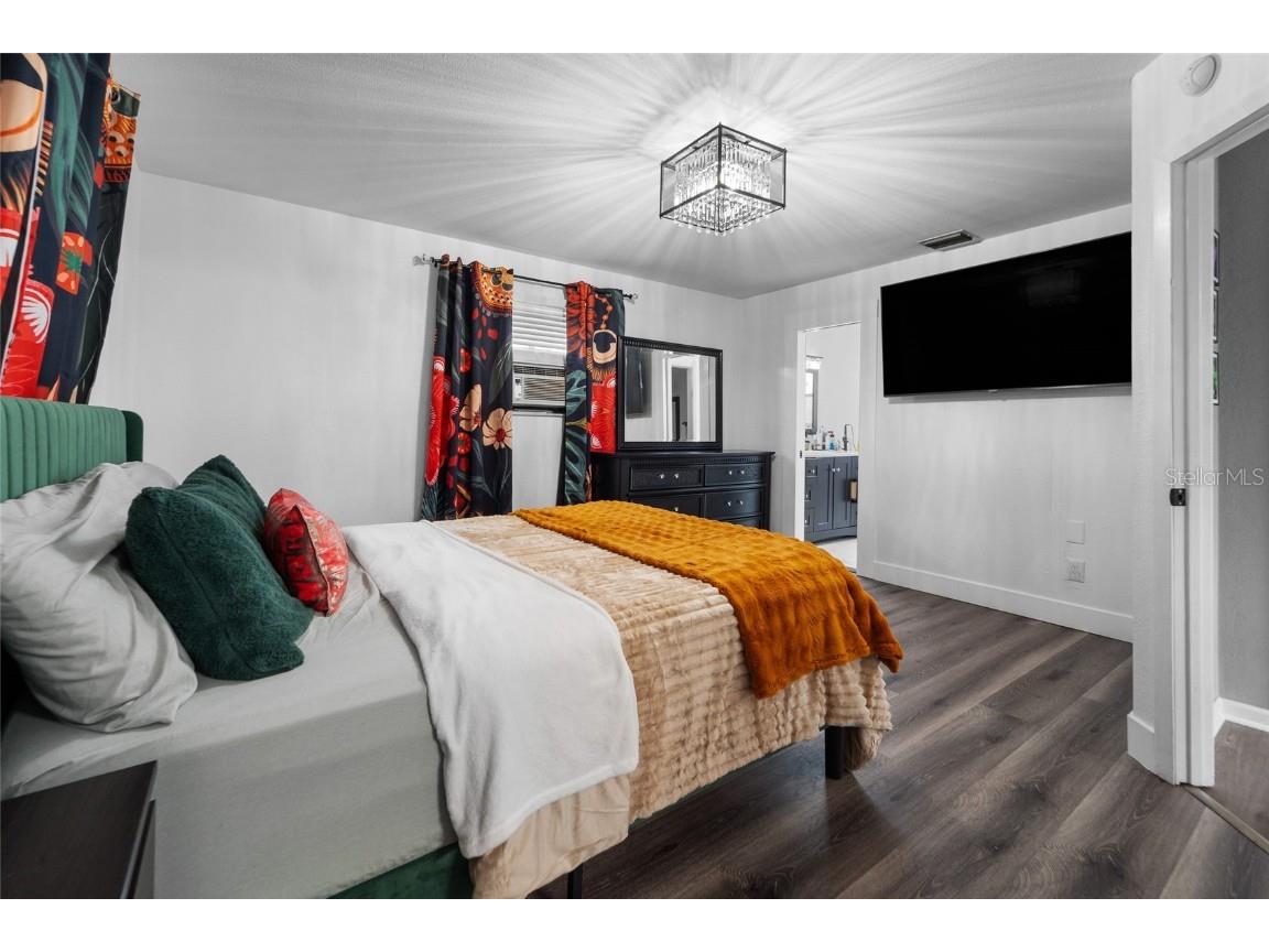 4220 19 Street N Saint Petersburg FL 33714 TB8434679 image23