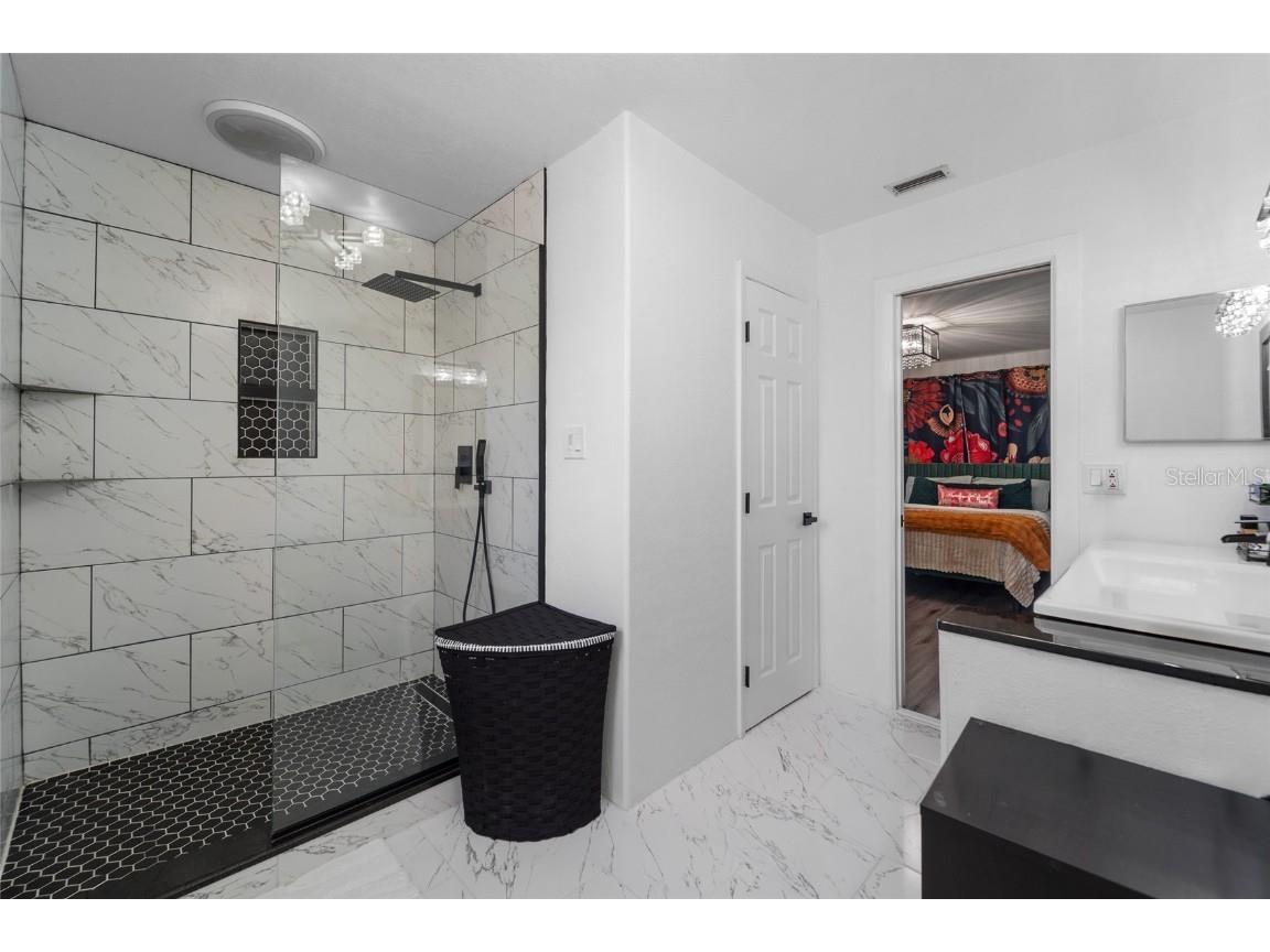 4220 19 Street N Saint Petersburg FL 33714 TB8434679 image27